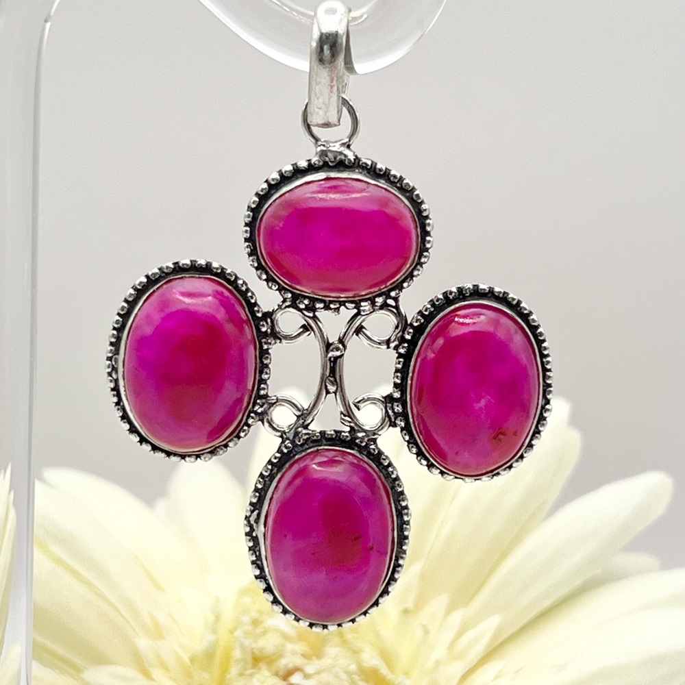 PINK FLASH MOONSTONE PENDANT